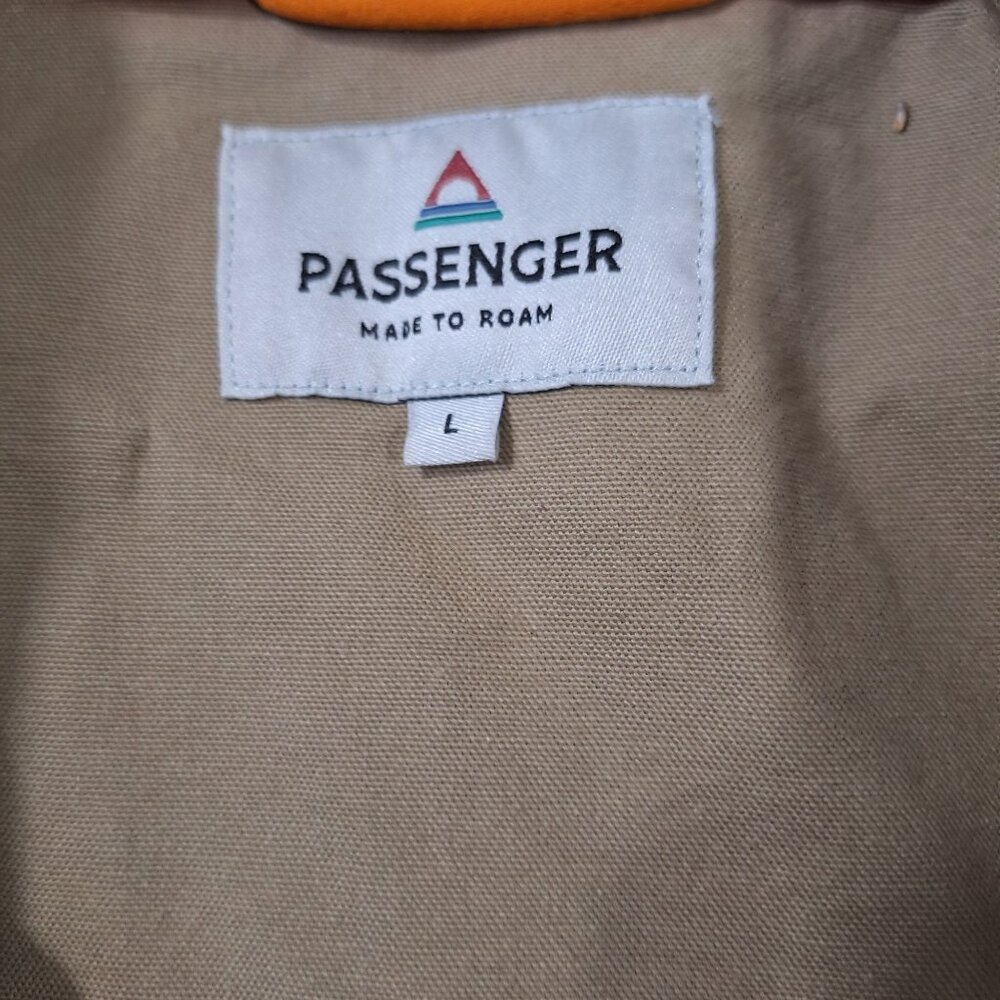 Passenger Tan Button Down Jacket Large - image 4